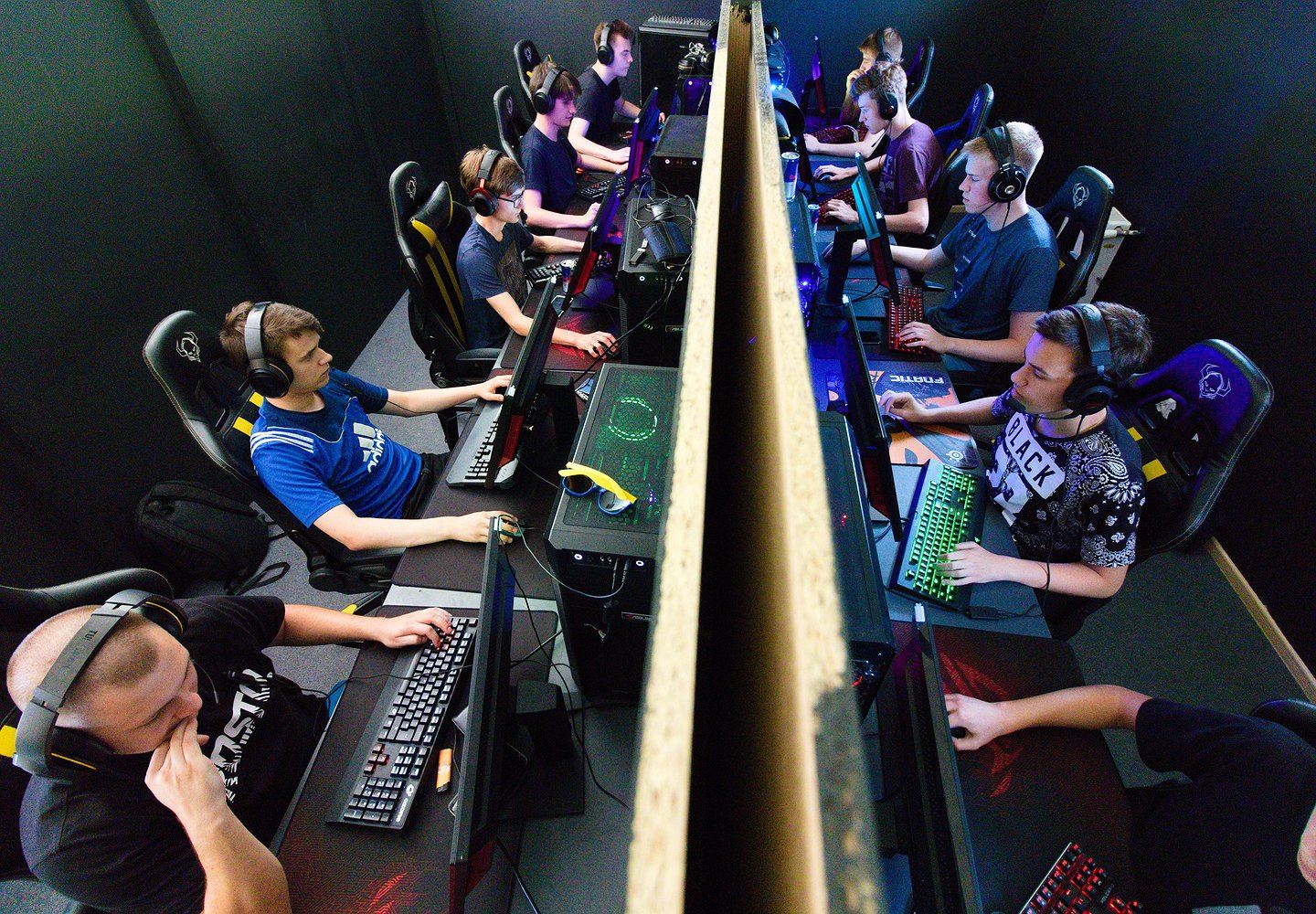 sering dikait dengan obesiti, gamers lebih ramai sihat banding orang biasa – kajian esport