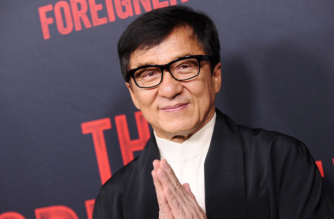 jackie chan tawar wang 1 juta kalau ada sesiapa berjaya buat penawar coronavirus