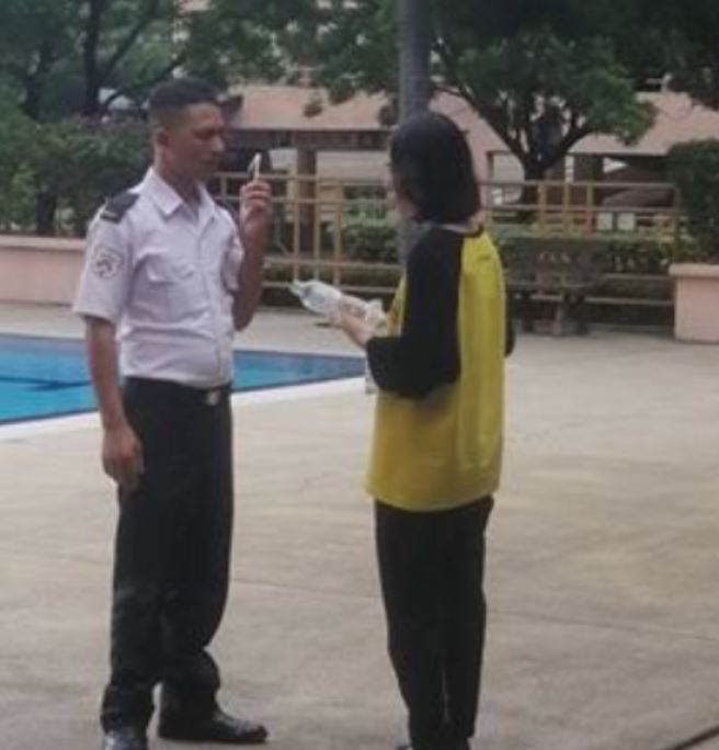 pelajar universiti dari china tertangkap meludah dalam kolam renang apartment di cheras