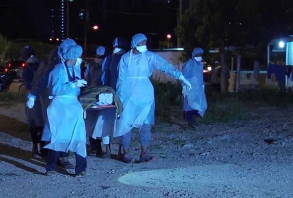 jenazah mangsa covid-19 selamat dikebumi di johor bahru, isteri dan anak tak dibenarkan terlibat