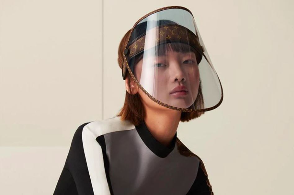 teka harga pelindung muka keluaran jenama mewah lv ini?