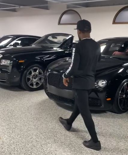 floyd mayweather buat lawatan ke garaj, tayang kereta untuk haters