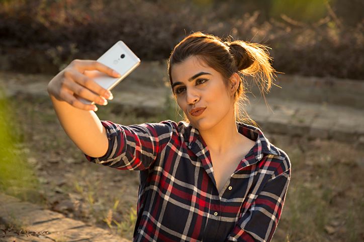 kerap selfie mungkin tanda hidap kesunyian dan kesepian