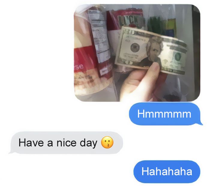 lelaki ni akan beri duit tersorok setiap kali ke rumah anaknya. tengok mana dia letak duit tu