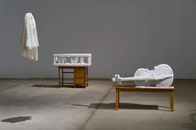 letak barang dalam laut mati, hasilnya ? memang cantik !