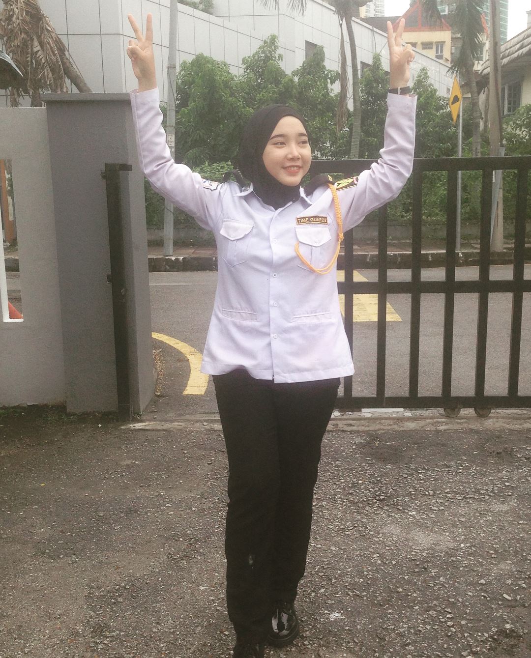 ada sebab kenapa gadis 19 tahun ni tak kisah jadi pengawal keselamatan