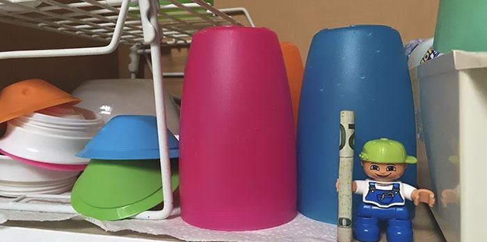 lelaki ni akan beri duit tersorok setiap kali ke rumah anaknya. tengok mana dia letak duit tu