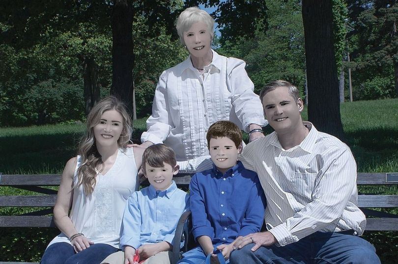 keluarga ni upah jurugambar 