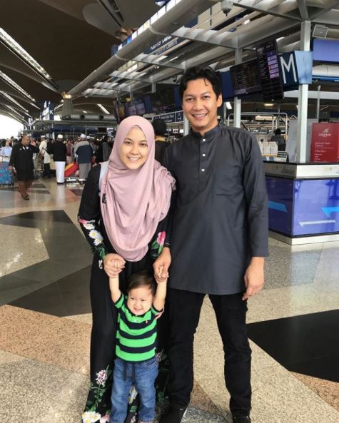 dua kali keguguran, raja farah sanggup cuti berniaga