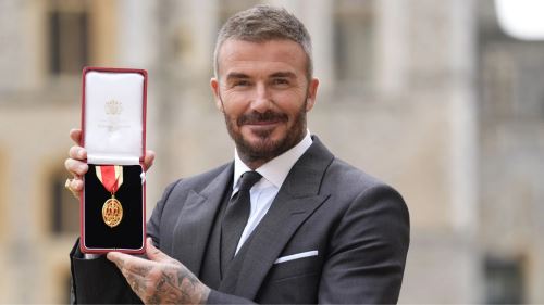 [VIDEO] Anugerah Diraja Buat Wira Bola Sepak - "Arise, Sir David Beckham!"