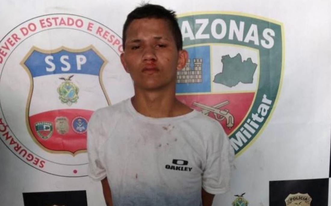 perompak menjerit lepas kena ‘kunci’ dengan mangsa yang ada jui-jitsu