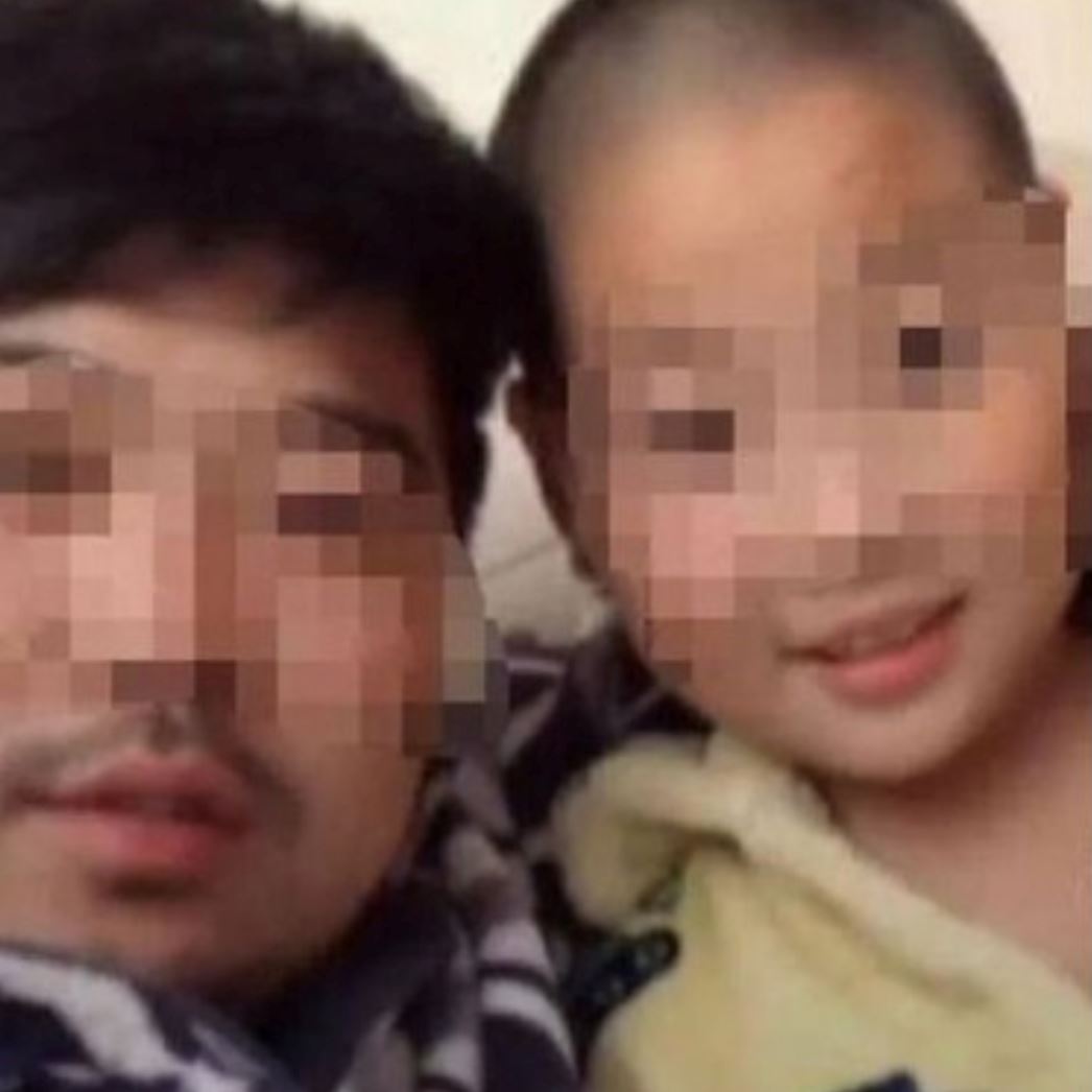 anak first time dapat markah 7% dalam exam, bapa sambut dengan bunga api