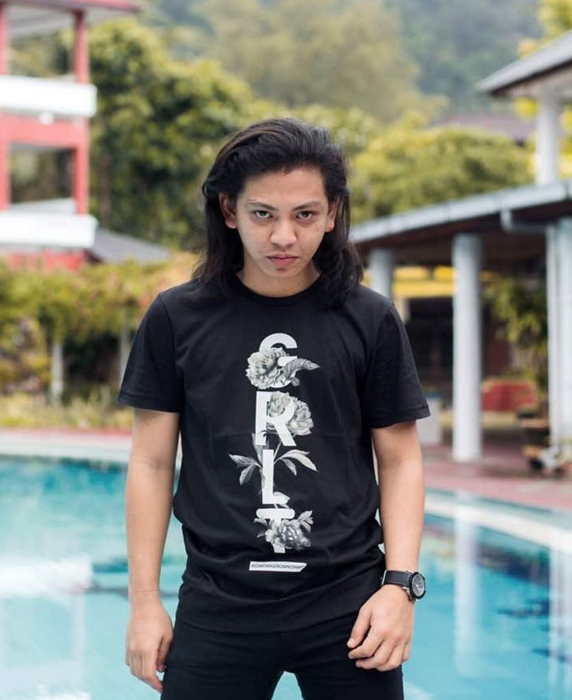 bekas kekasih pernah gunting baju dan bakar kasut, kecik trauma bercinta