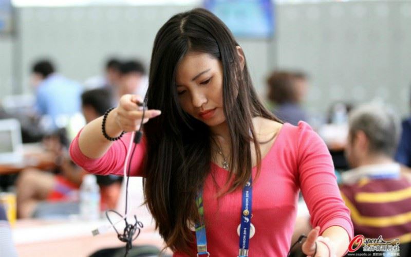 dikecam sebab salah tulis nama, wartawan ini dimaafkan sebab cantik