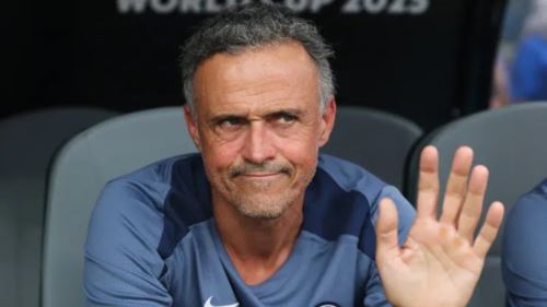 insiden panas luis enrique dan joao pedro selepas wisel penamat, cengkaman fizikal enrique mendapat kecaman!
