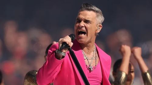 Robbie Williams Kecewa Konsert di Turkiye Dibatalkan Saat Akhir