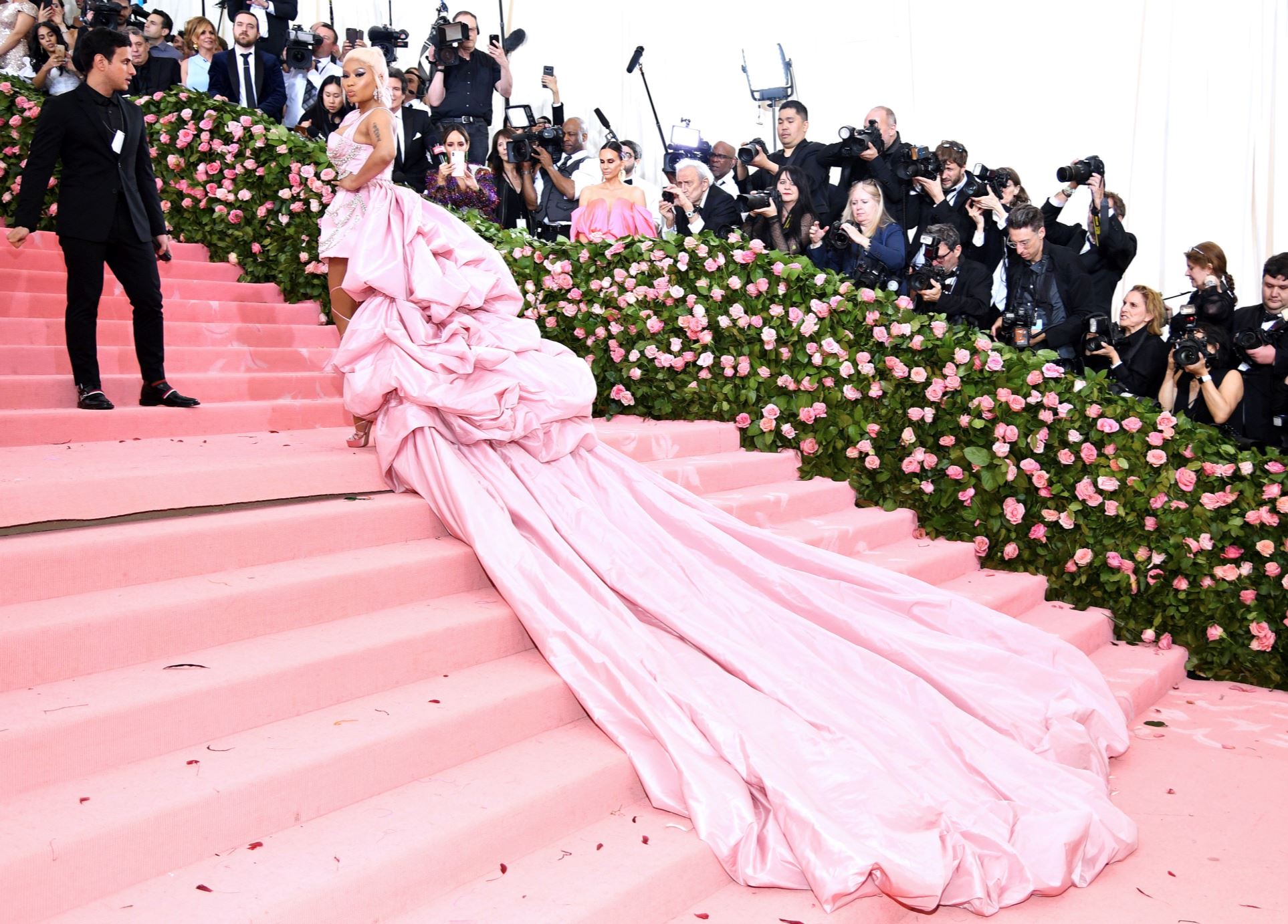 cantiknya pakaian zendaya di met gala! ini antara ootd yang tarik perhatian