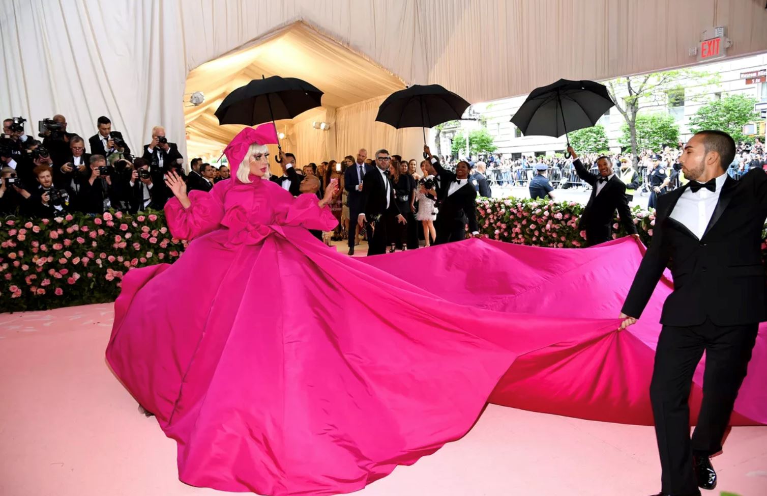 cantiknya pakaian zendaya di met gala! ini antara ootd yang tarik perhatian