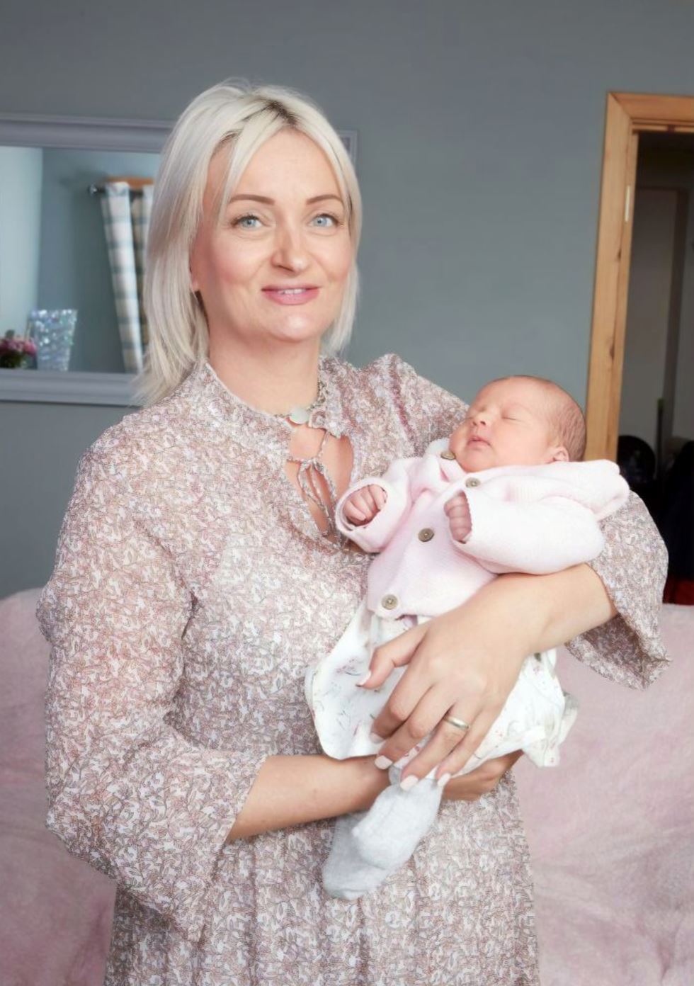 akhirnya dapat anak perempuan selepas 10 orang anak lelaki