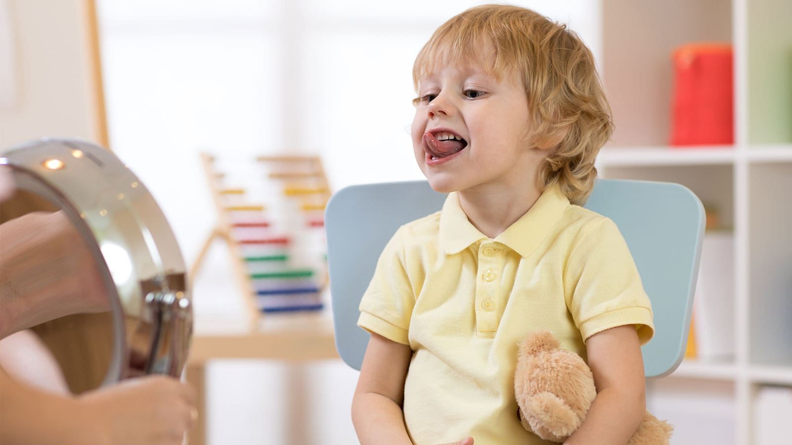 anak lambat bercakap? ini penjelasan pakar pediatrik