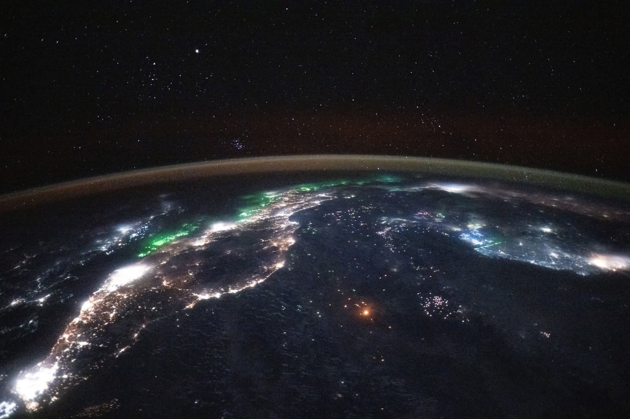 NASA Kongsi Imej Menakjubkan Malaysia dan Negara ASEAN Dari Angkasa