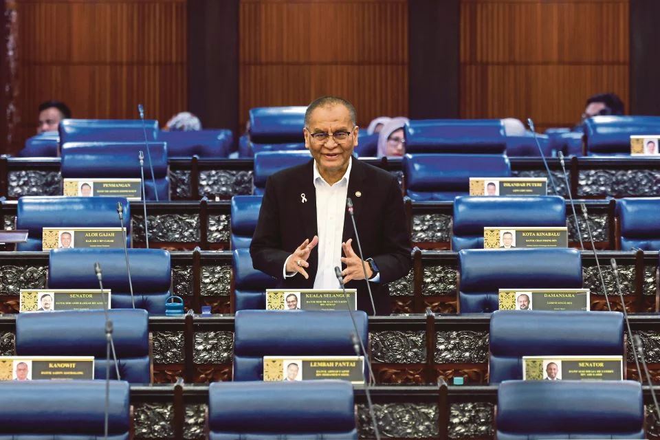 Hanya 73 Doktor Pakar Pulang Ke Malaysia Sejak 2021, Tiga Sahaja Sertai Sektor Awam