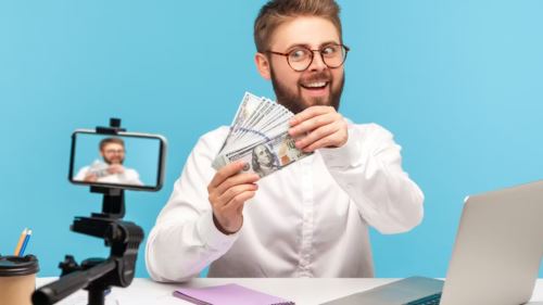 Hati-Hati Influencer! Beri Nasihat Kewangan Tanpa Lesen Kini Boleh Masuk Penjara 10 Tahun!