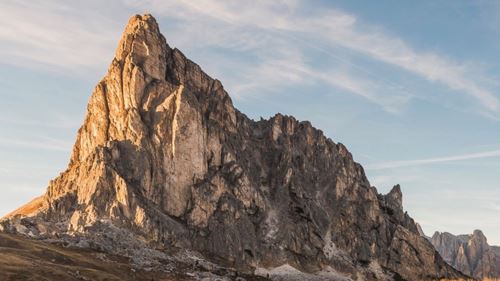 tragedi di dolomites, doktor malaysia maut terjatuh 100 meter ketika mendaki