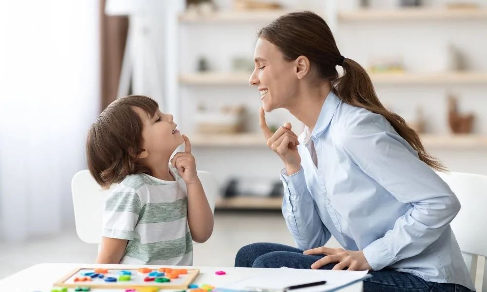 anak lambat bercakap? ini penjelasan pakar pediatrik
