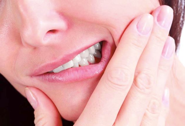 jom hentikan rasa sakit gigi tanpa menggunakan ubat ! ini cara tradisional yang mudah korang patut cuba