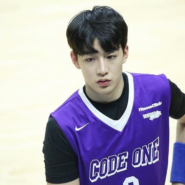 打篮球的男生好帅🏀 南韩篮球员「太帅」爆红！