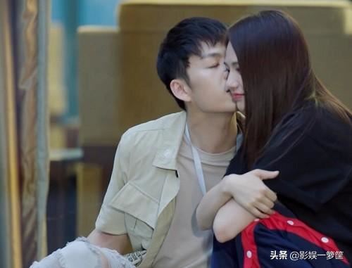 《亲爱的热爱的》网传：小米亚亚戏外是情侣！李鸿亲自否认恋情