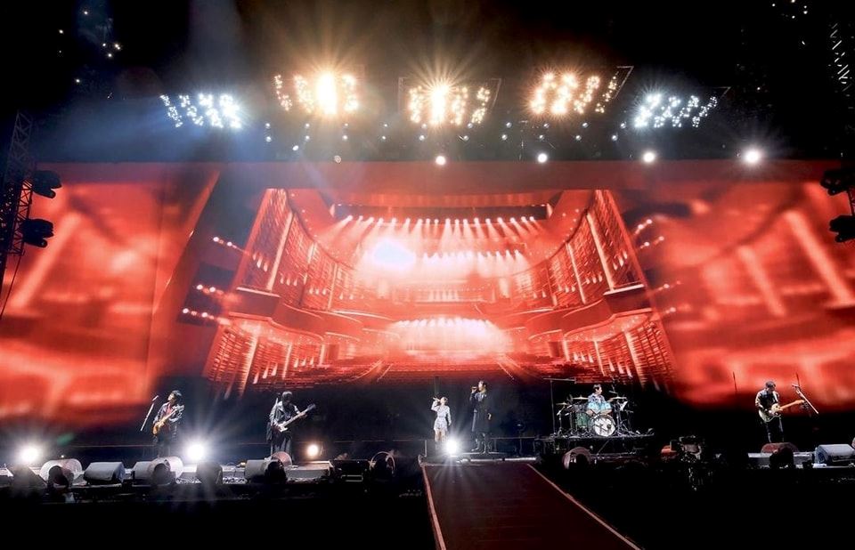 五月天平安夜开唱！邓紫棋惊喜现身❤️