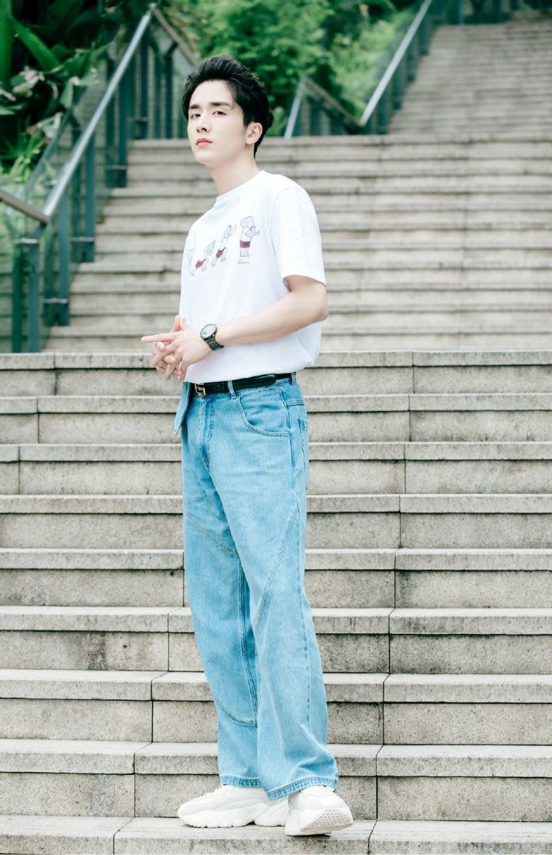 张新成、吴宣仪出演《住在我隔壁的甲方》?上司下属的恋情❤️