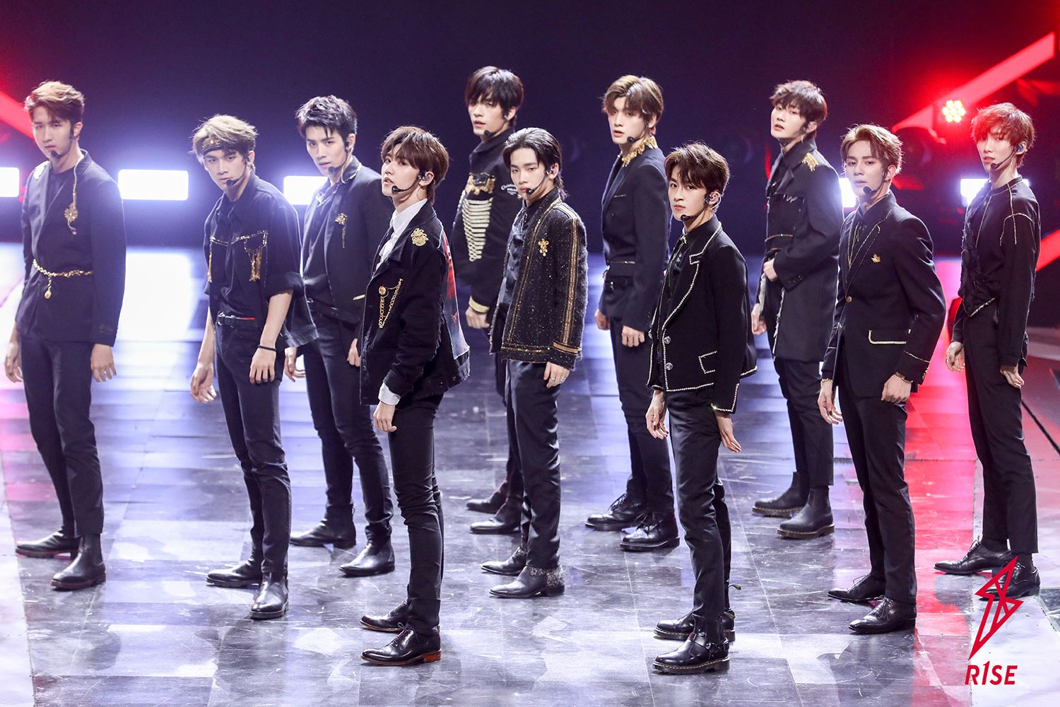 r1se亮相《明日之子》 ！成为帮唱嘉宾 助力选手