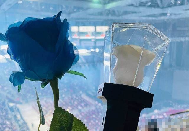 蔡徐坤演唱超级用心❤️ 粉丝：人生必看演唱会🌟