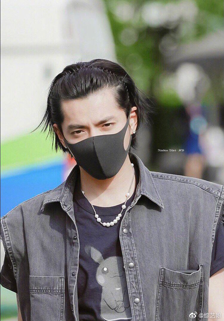 【多图】吴亦凡“夏天来了”新发型曝光！及肩长发短了！｜goxuan