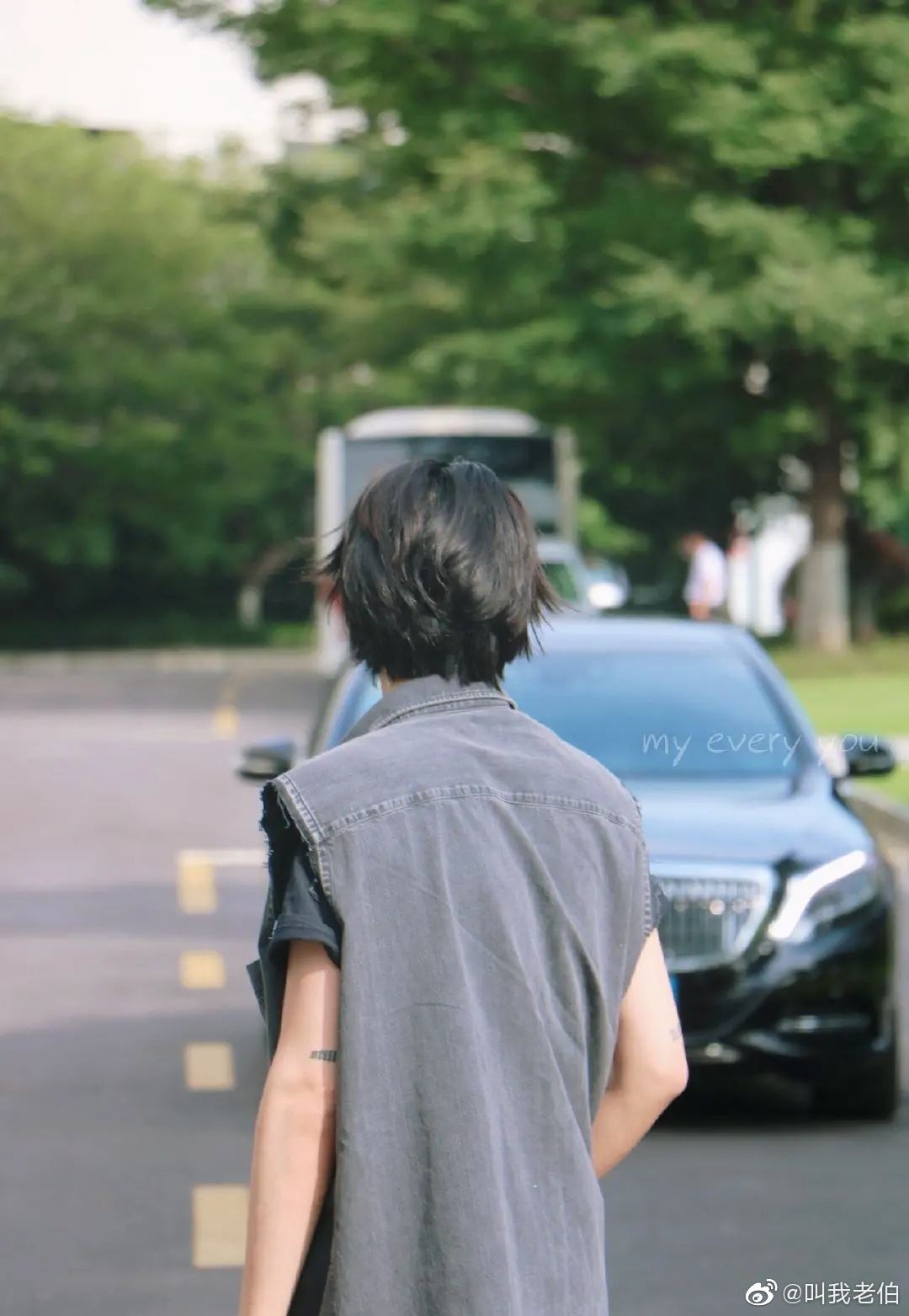 【多图】吴亦凡“夏天来了”新发型曝光！及肩长发短了！｜goxuan