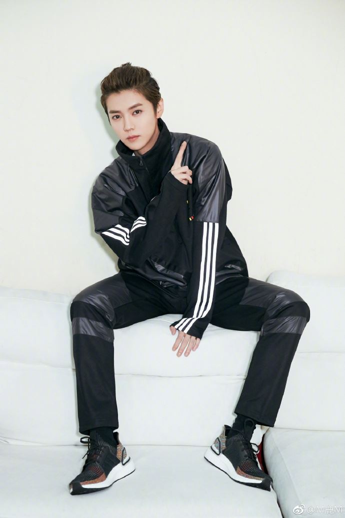 鹿晗曾面试jyp！报名表曝光，这原因惨被淘汰，网友笑翻！｜goxuan