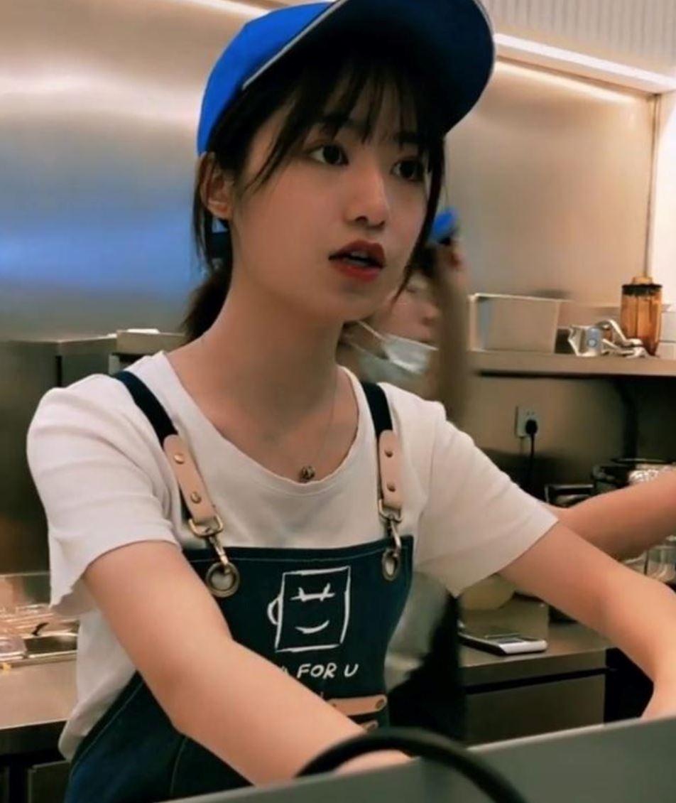 王俊凯表姐照片曝光,颜值真高!网友:可以出道!