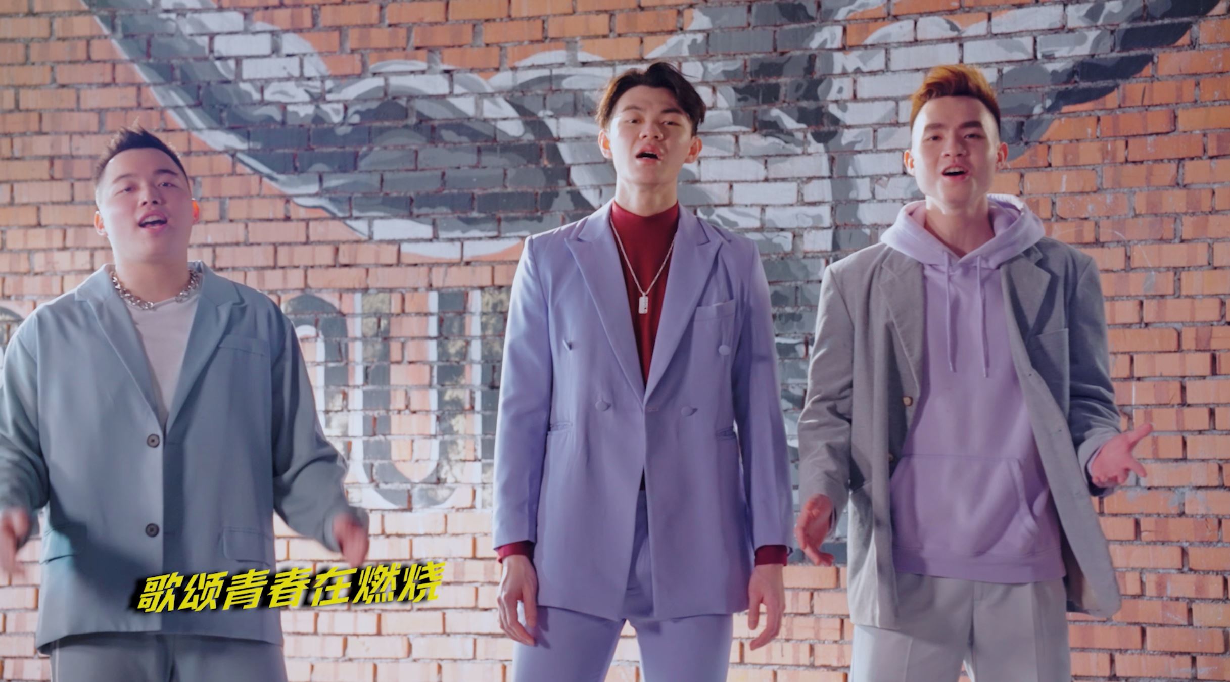 🇲🇾李梓嘉、苏伟译、谢定峰唱2022贺岁歌！