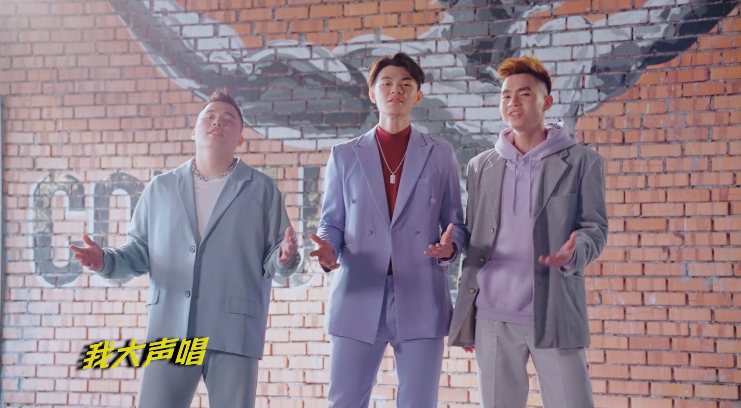 🇲🇾李梓嘉、苏伟译、谢定峰唱2022贺岁歌！