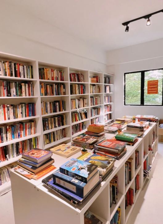 🇲🇾kl宝藏【二手书店】一本才rm5！学生必看