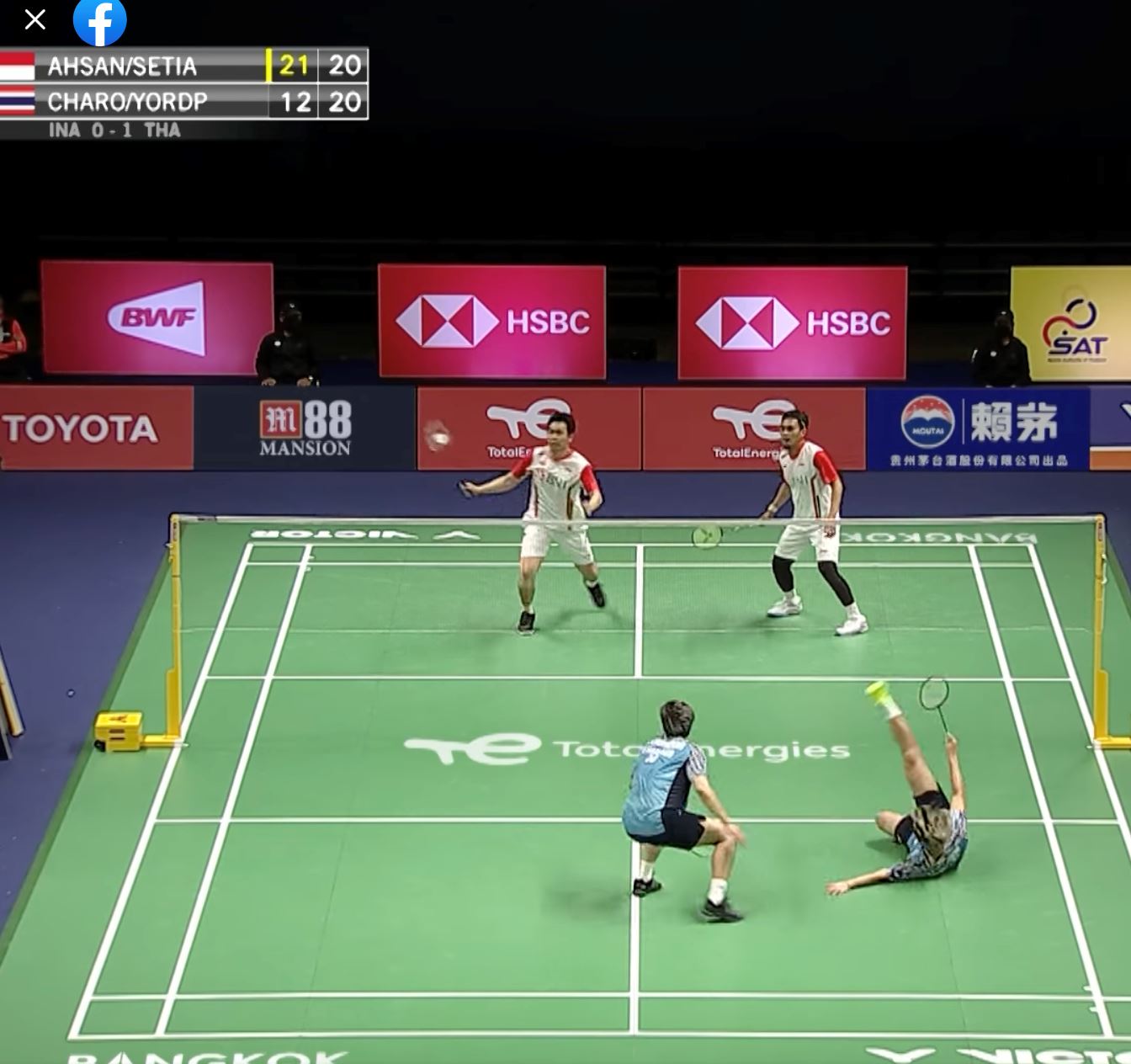 泰国男双上演“杂技救球之战”！网民：全场mvp🏆【汤杯】