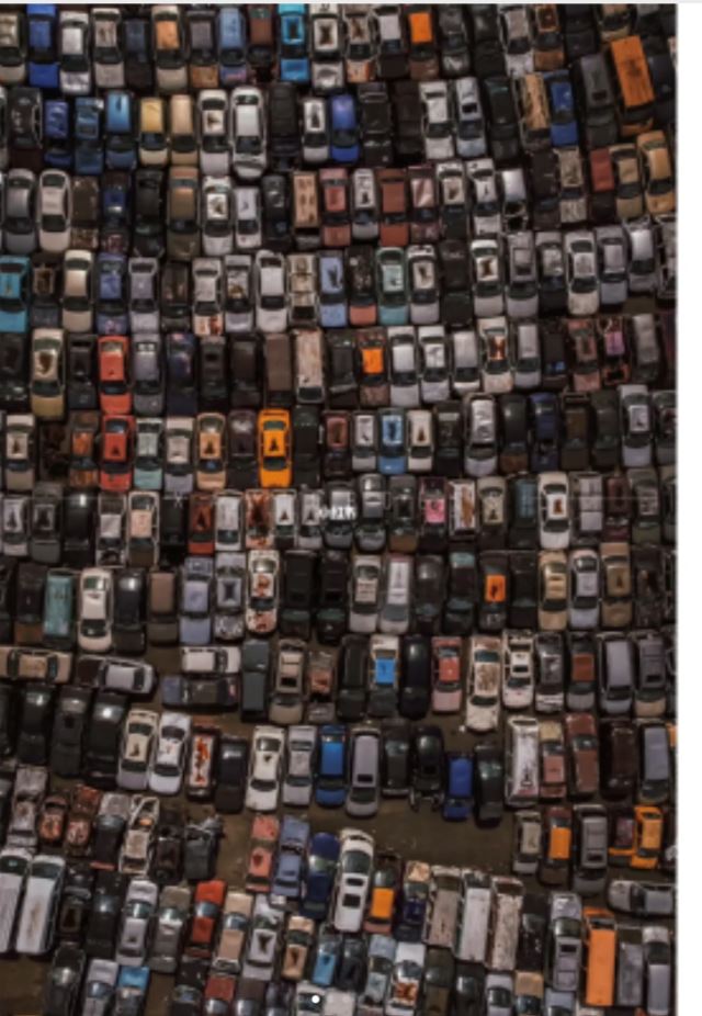 🇲🇾大马居然有「僵尸车城」！满满的废弃车...