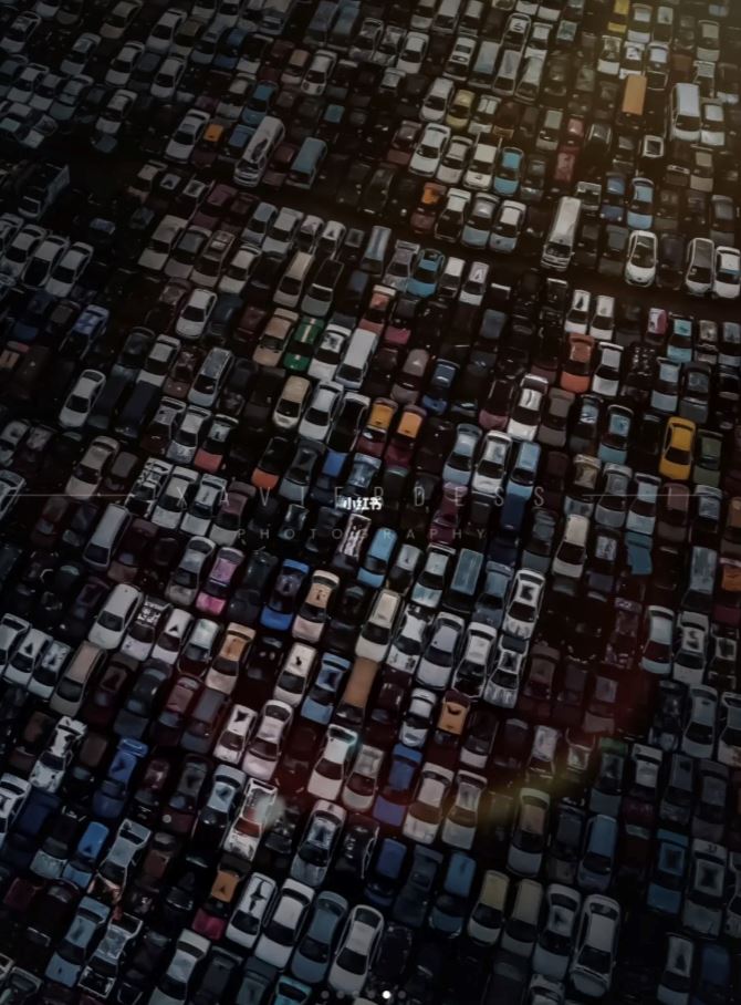 🇲🇾大马居然有「僵尸车城」！满满的废弃车...