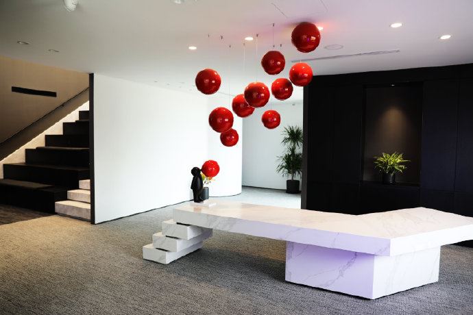 王嘉尔公开team wang x 白米范工作室！还招聘吗？