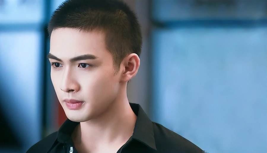 《微微一笑很倾城》播出6年，4位配角火了！还和虞书欣对戏🔥