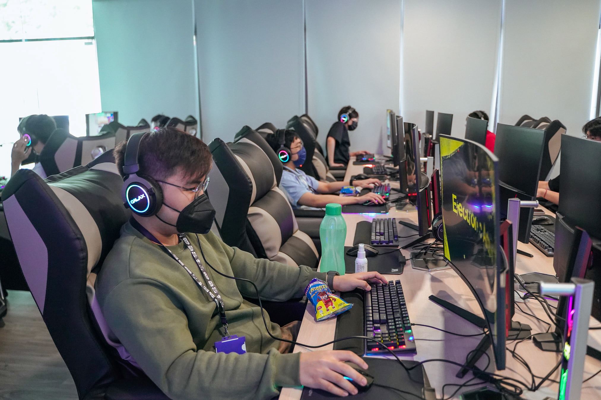 拉曼taruc开了电竞馆——hero esports arena🎮