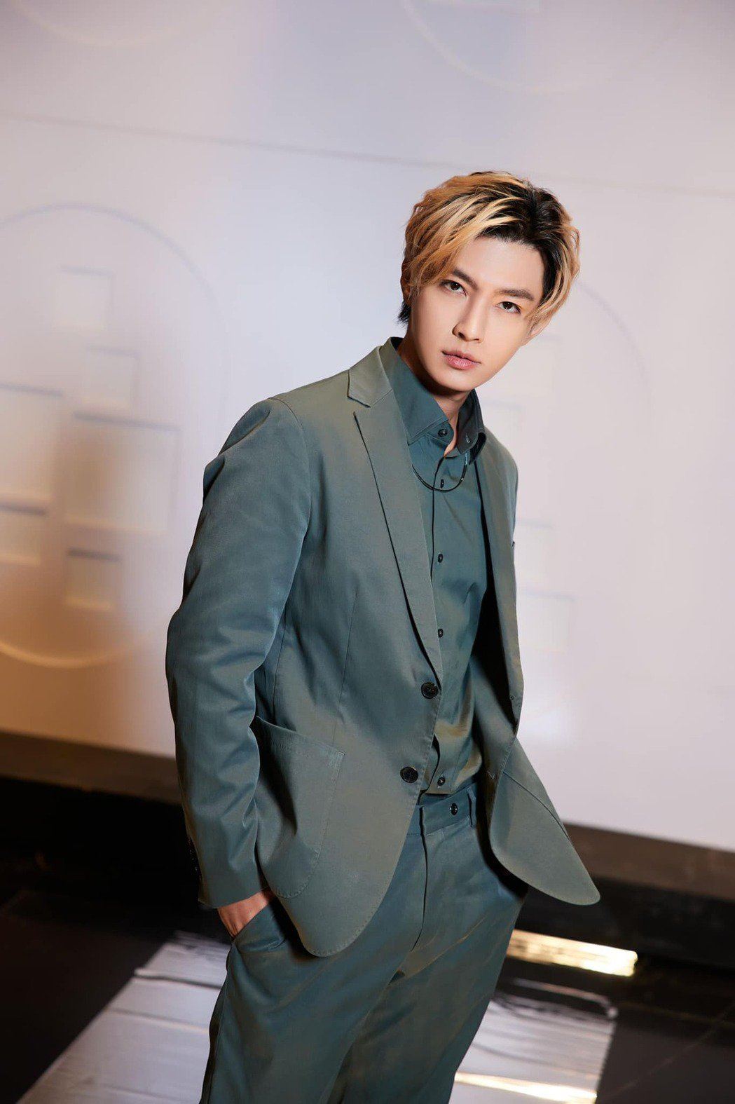 炎亚纶太有空？一直ig狂回复粉丝无聊的问题😂